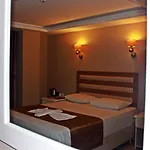 Hotel Feza 3*