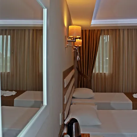 Feza Hotel 3*
