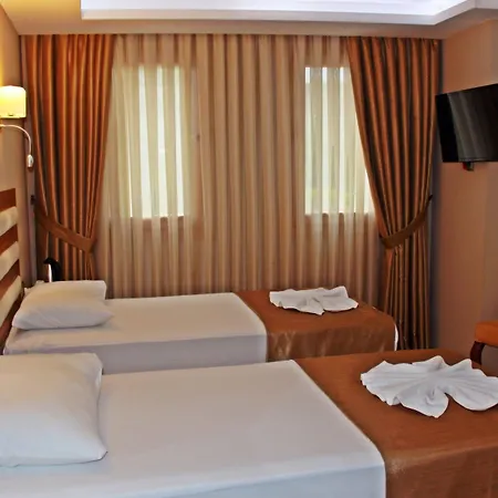Feza Hotel 3*