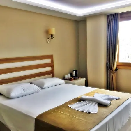 Feza Hotel 3*
