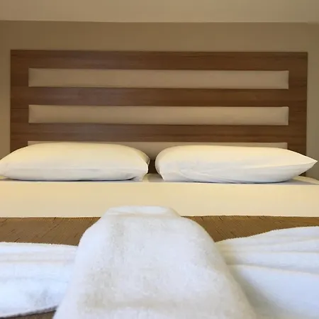 Готель Feza 3*