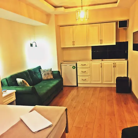 Feza 3* Трабзон