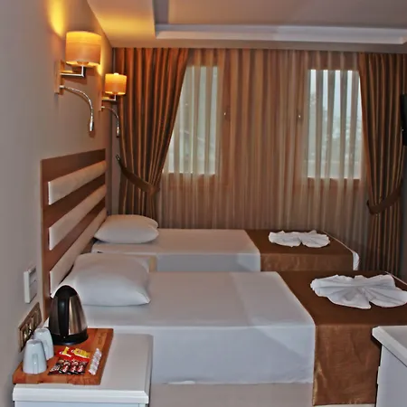 Feza Hotel 3*