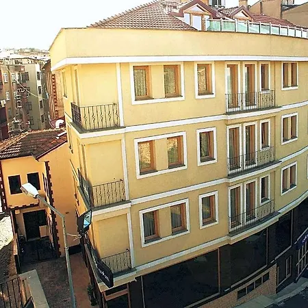 Feza Hotel 3*