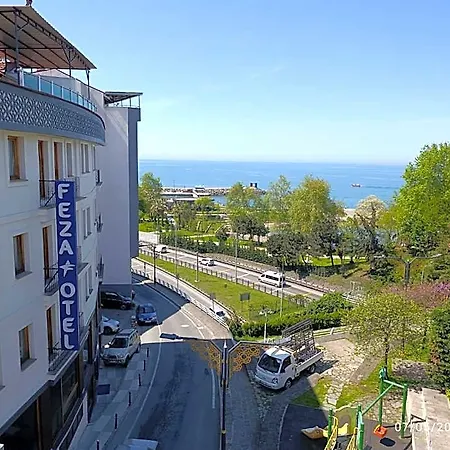 Hotel Feza 3*